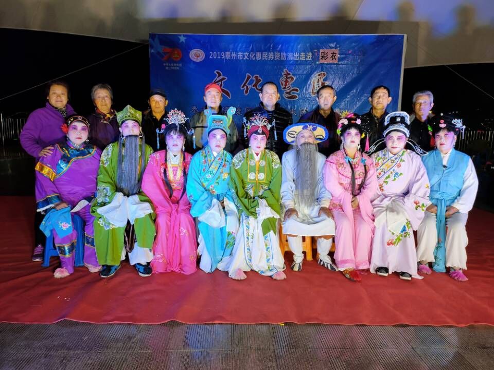 合影.jpg