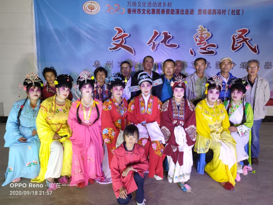 合影.jpg
