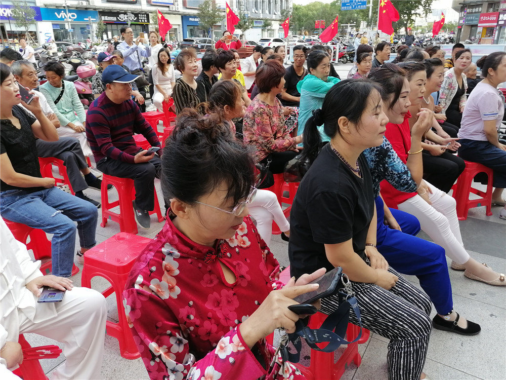 17.左侧观众1.jpg