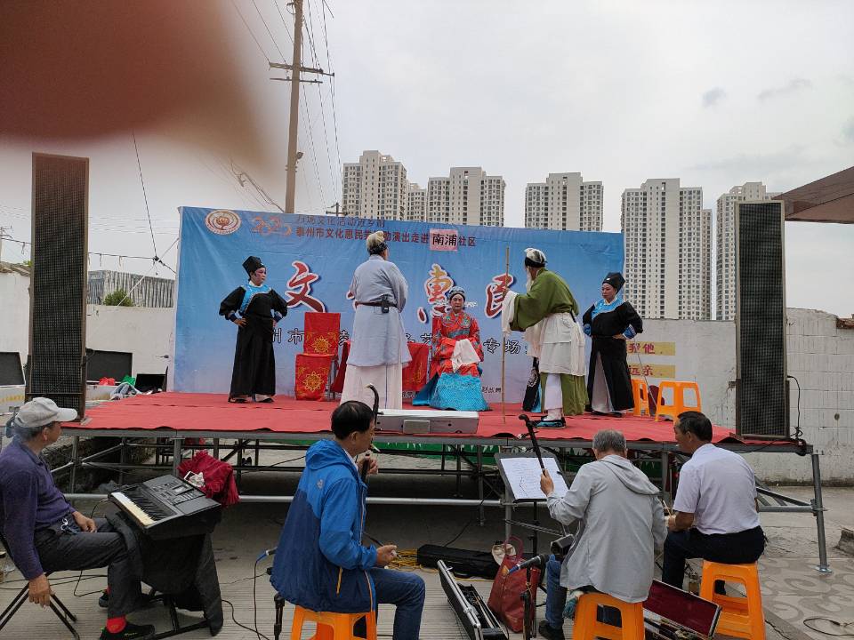 演职人员1.jpg