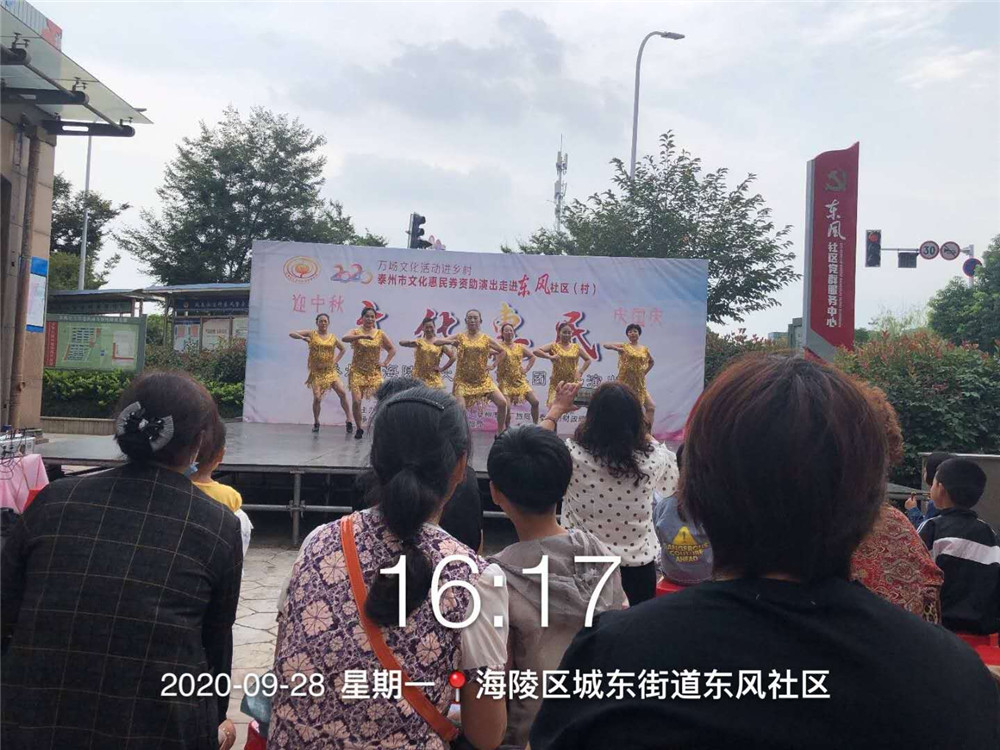 11a、爵士舞《激情在燃烧》.jpg