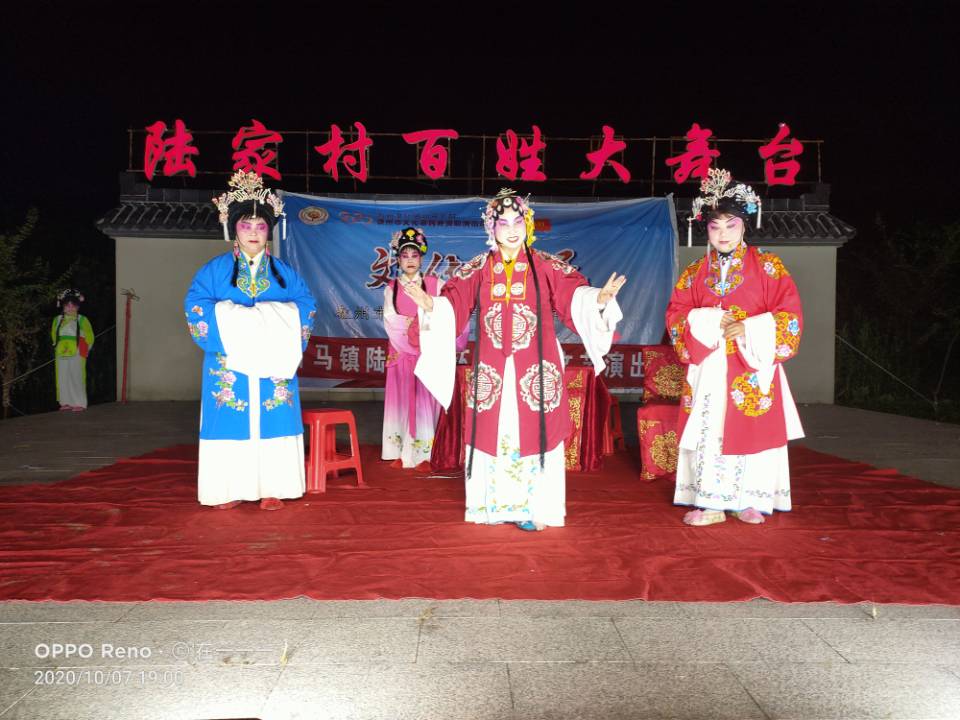 演出照1.jpg